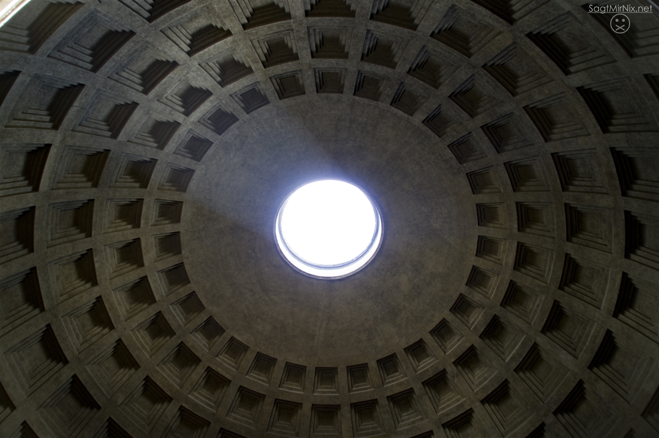 Das Auge des Pantheon