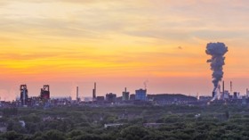 Sonnenuntergang über dem Ruhrgebiet